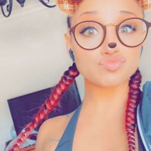 Meet your Posher, Annette